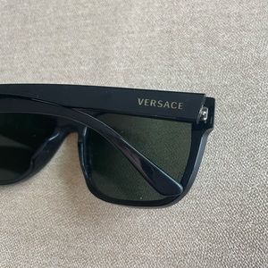VERSACE Men’s Black VE 4179 Sunglasses